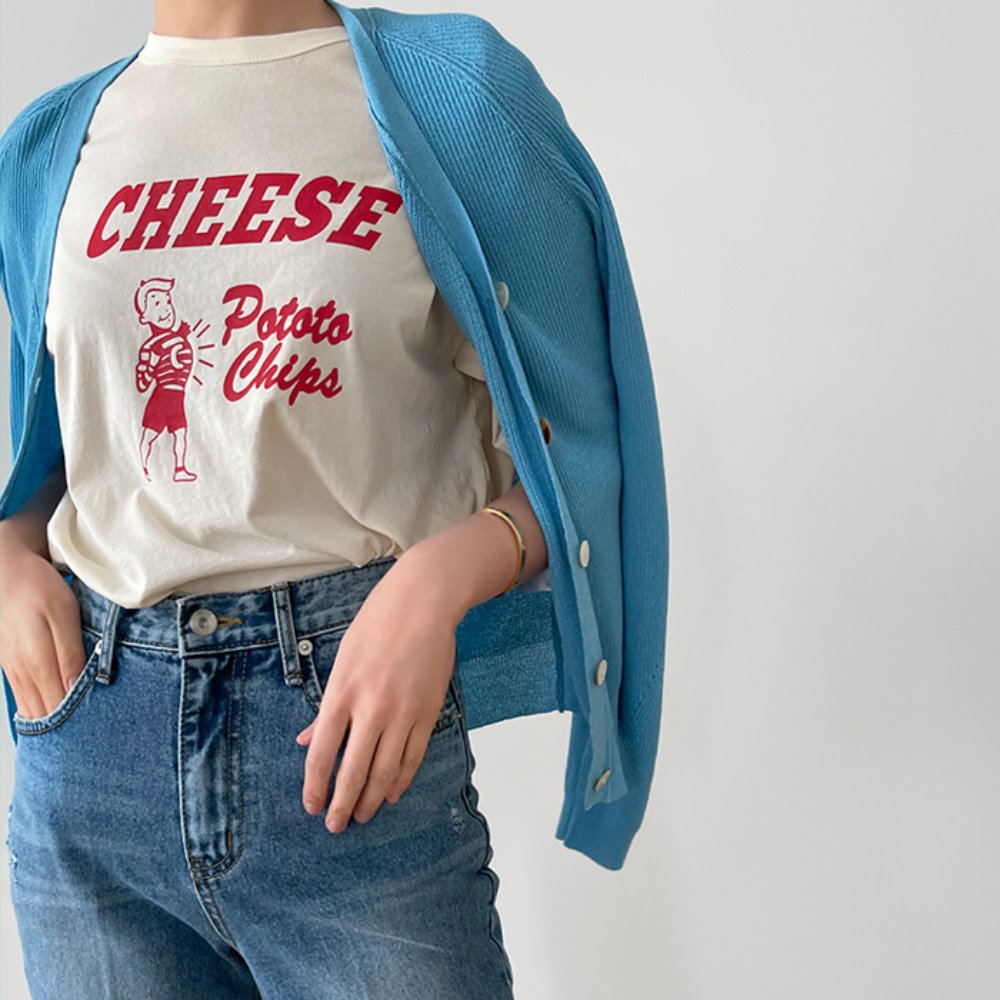 LITTLE ONLY. 치즈 나염 라운드 티셔츠